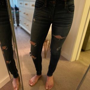 American Eagle Super Stretch Ripped Skinny Jeans